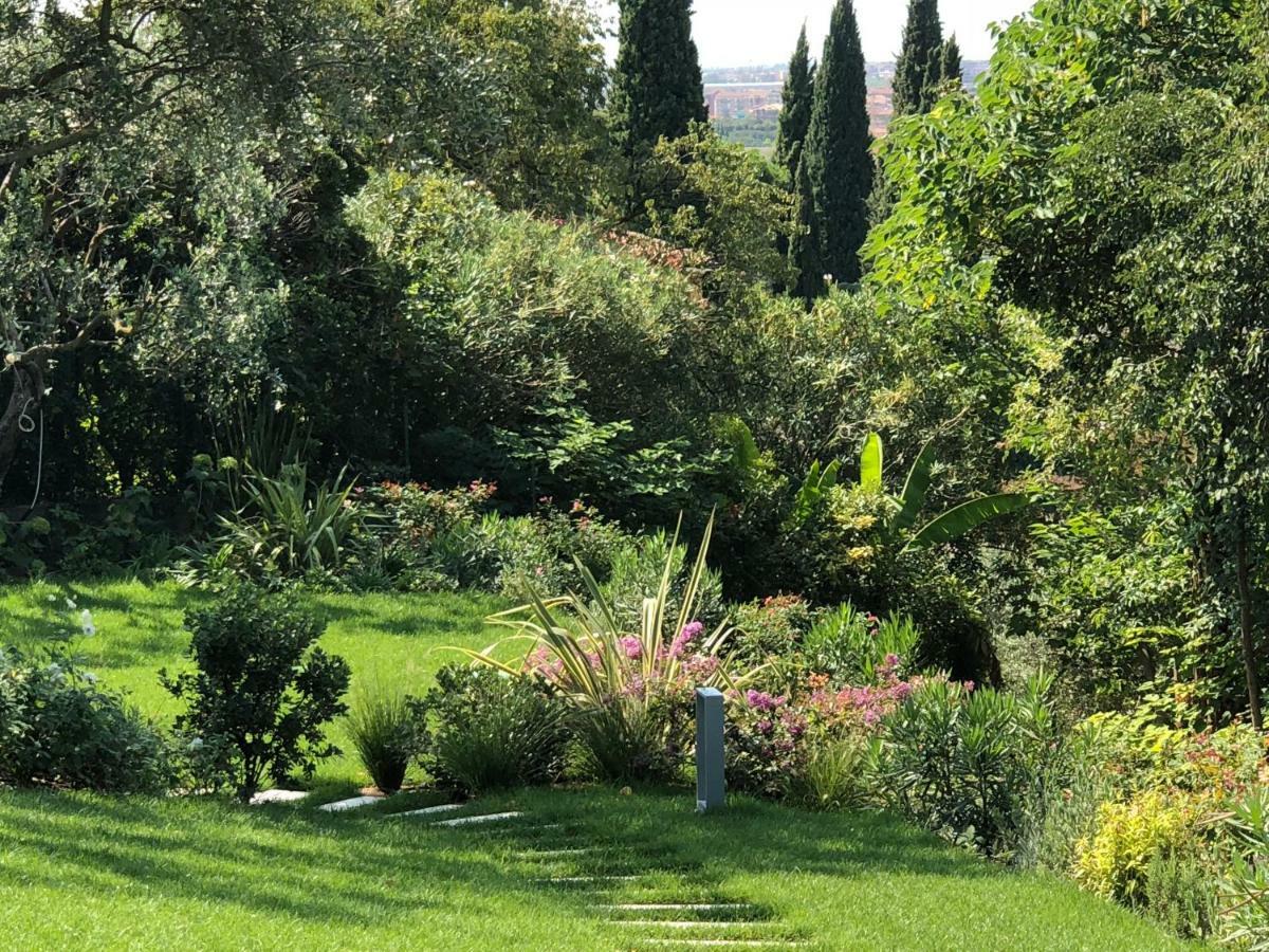 Villa Il Bacio Del Sole Verona Exterior photo